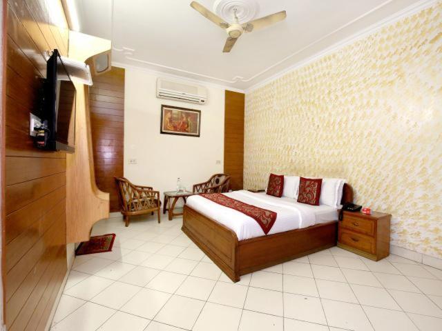 Hotel Paradise Chandīgarh Exterior foto